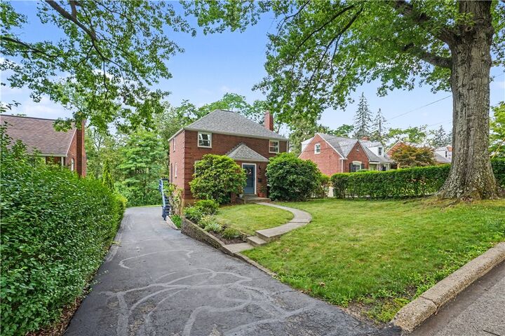 Property Photo:  284 Barclay Ave  PA 15221 