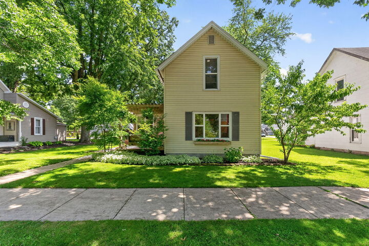 Property Photo:  204 E Blagrove Street  OH 43344 