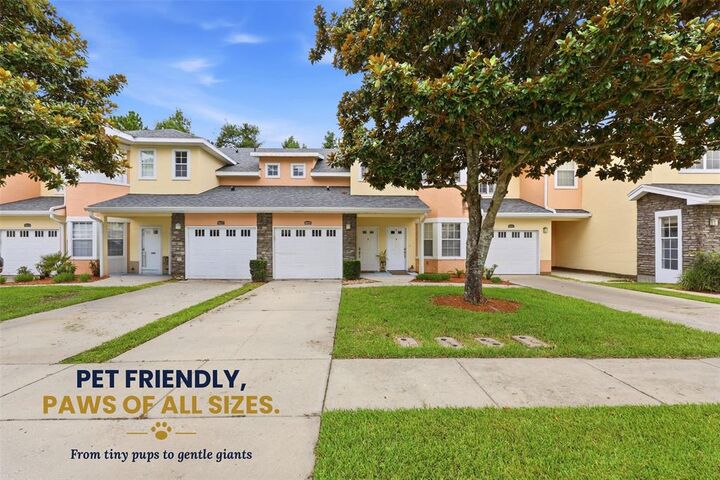 Property Photo: 96029 Cottage Court FL 32034