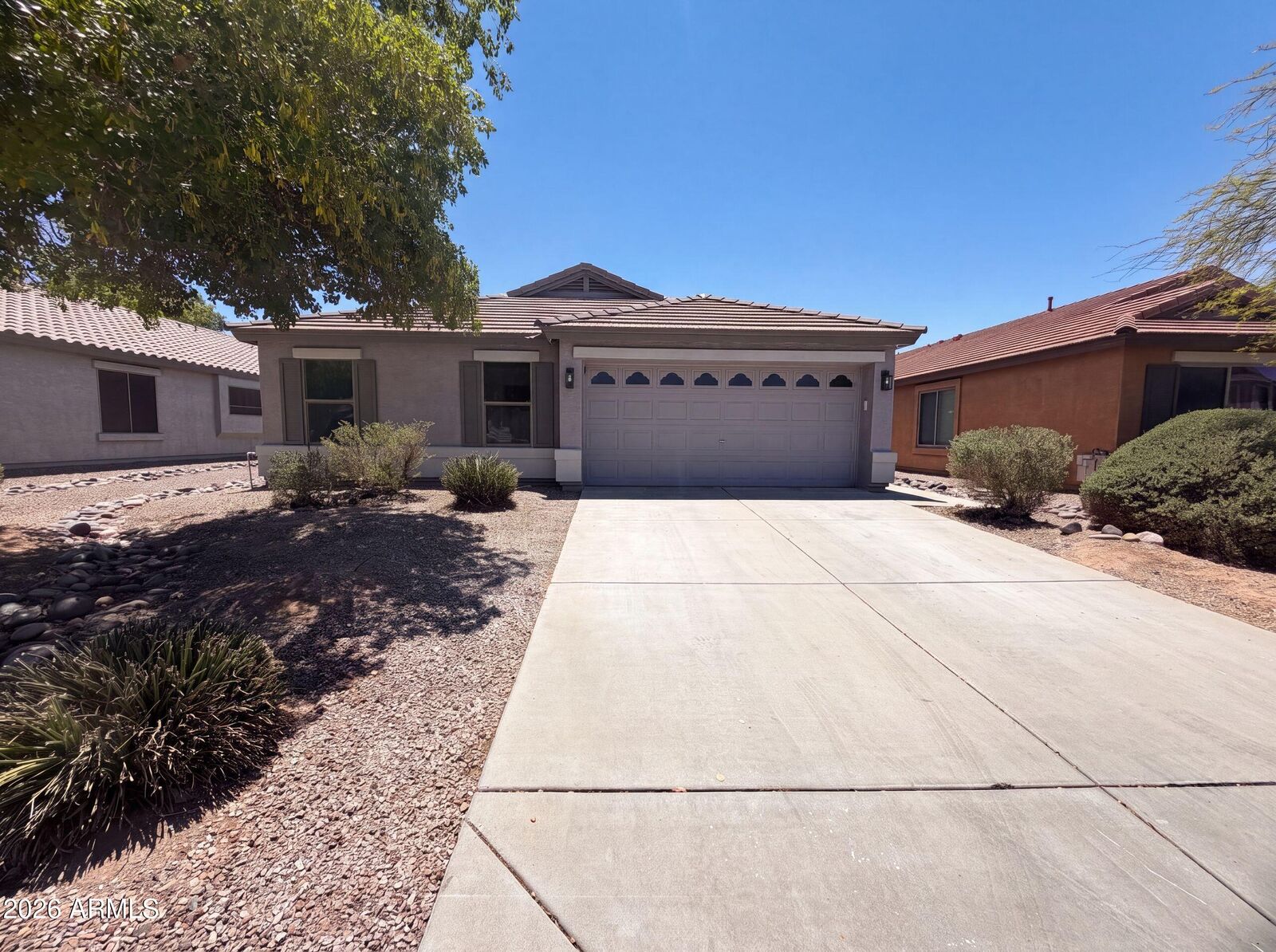 Property Photo:  1321 W Matthews Drive  AZ 85143 