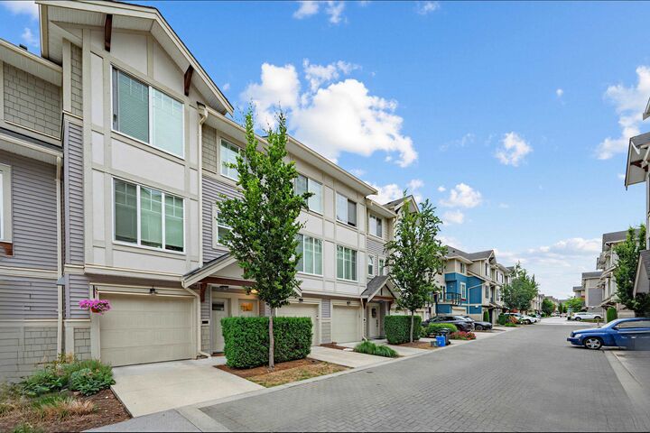 Property Photo: 20498 82 Avenue 69 BC V2Y 0V1