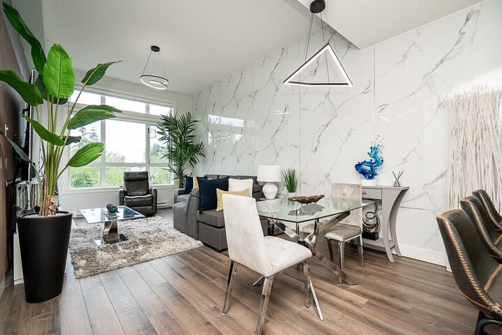 Property Photo: 2960 151 Street 408 BC V4P 0G3