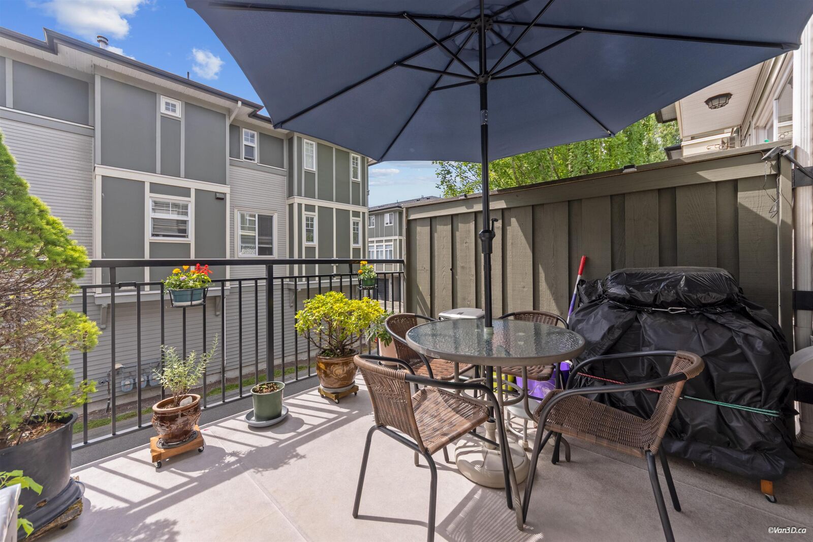 Property Photo: 1010 Ewen Avenue 19 BC V3M 5C9