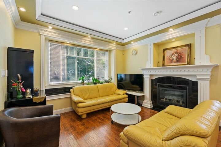 Property Photo: 1185 E 62nd Avenue BC V5X 2H2