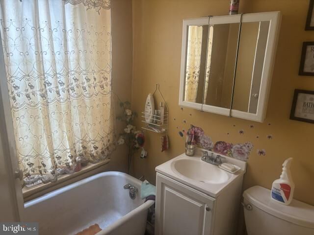Property Photo:  