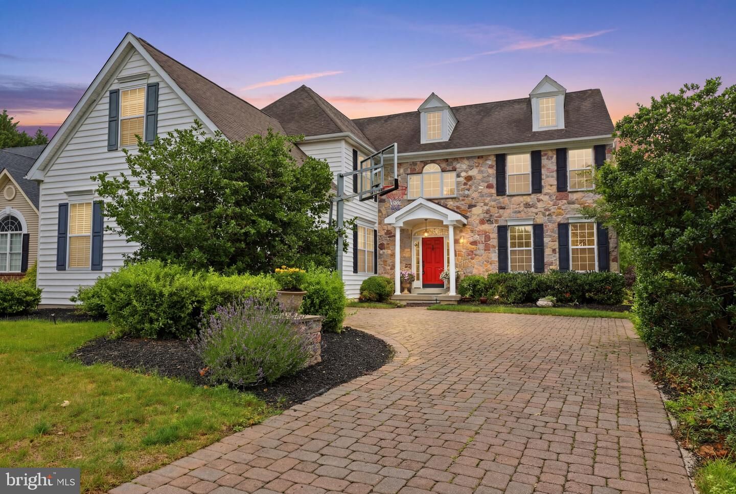 Property Photo: 48 Lenape Drive PA 18938