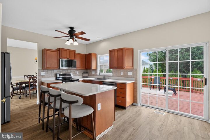 Property Photo:  101 S Keystone Way 78  PA 19320 