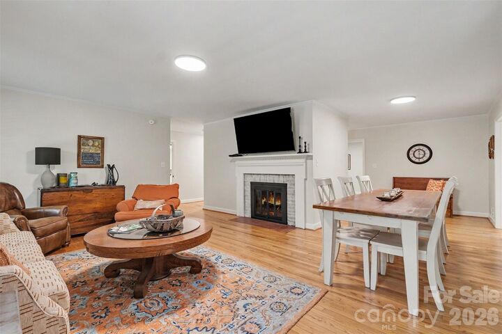 Property Photo: 1203 Flintshire Drive NC 28001