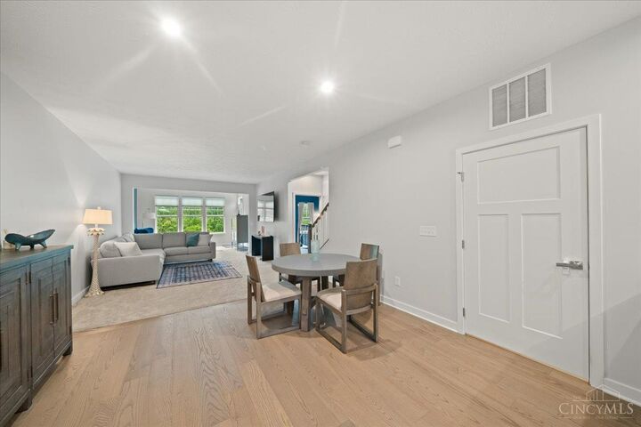 Property Photo:  7908 Pinnacle Point Drive  OH 45069 
