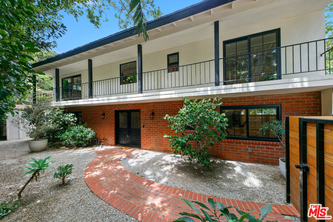 Property Photo:  30601 Sicomoro Dr  CA 90265 