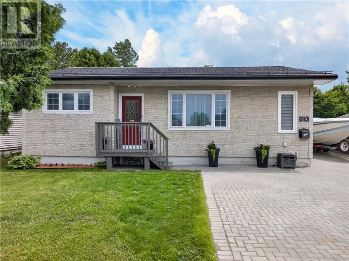 Property Photo:  1270 Lansing Avenue  ON P3A 4C3 