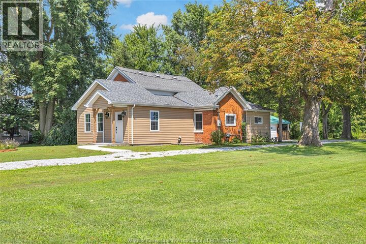 Property Photo:  458 County Rd 34 West  ON N8M 2X5 