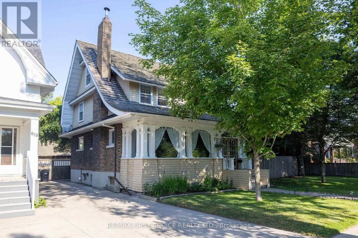 427 Norah Street South — photo 1