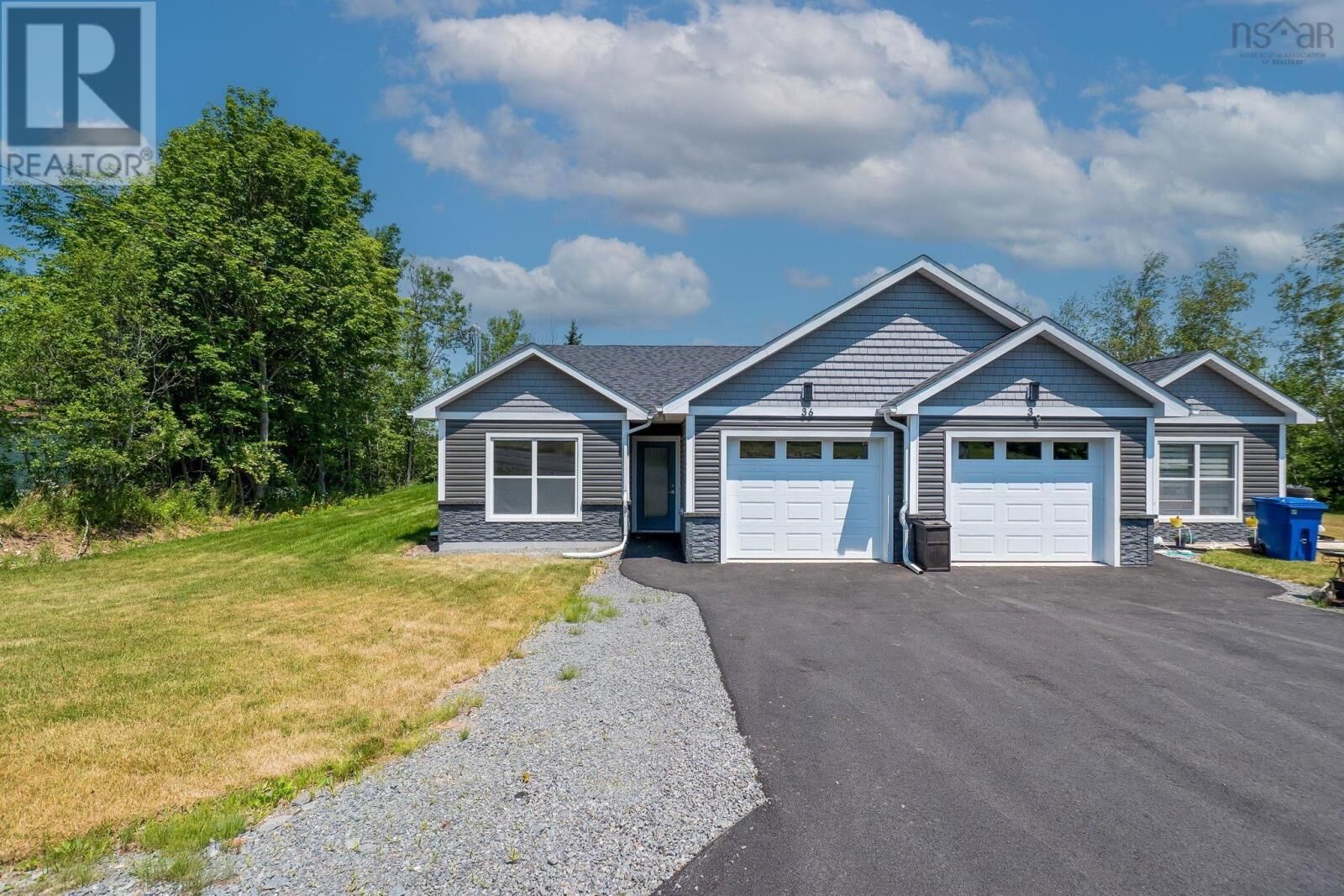 Property Photo: 36 Pemberton Avenue Avenue NS B0N 2T0