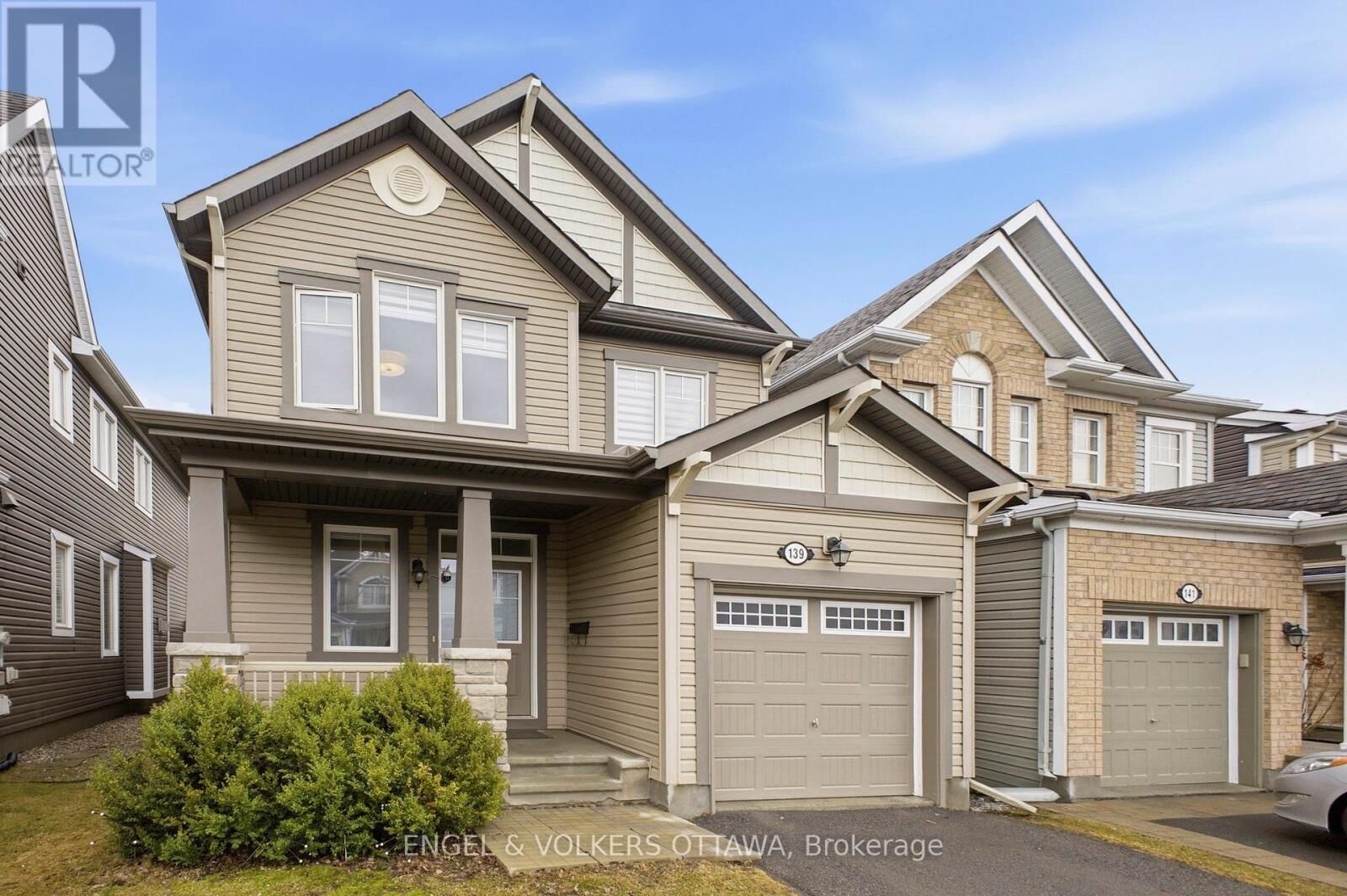 Property Photo:  139 Switch Grass Crescent  ON K2J 5Z3 