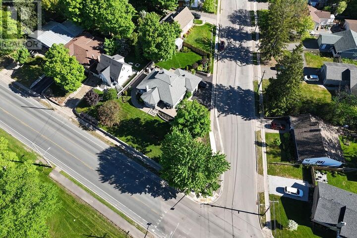 Property Photo: 1354 Queen St ON P6A 2E8