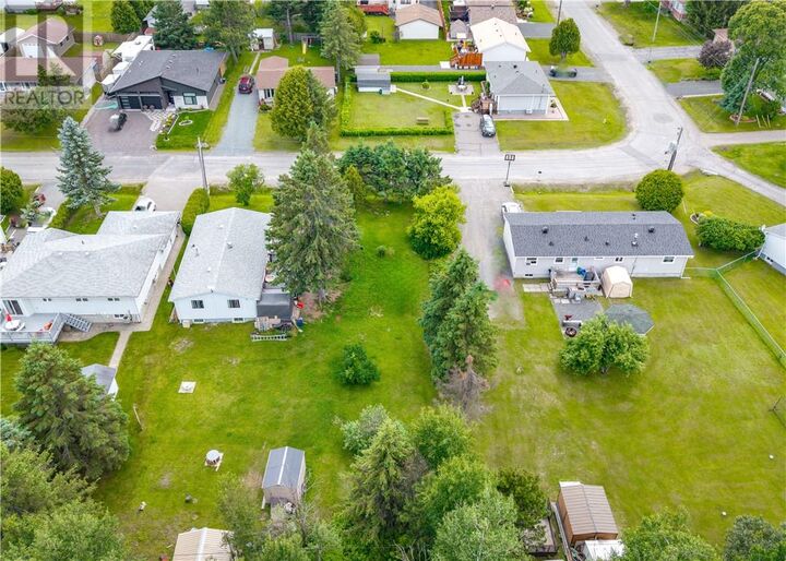 Property Photo:  Lot 72 Evergreen Court  ON P3P 1A9 