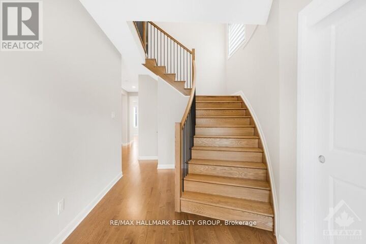 Property Photo: 607 Idyllice Terrace ON K4A 5N9