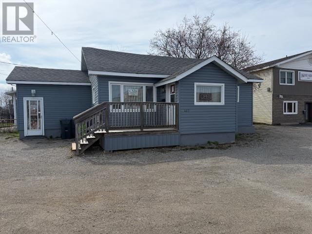 Property Photo:  467 Korah Rd  ON P6C 4J1 
