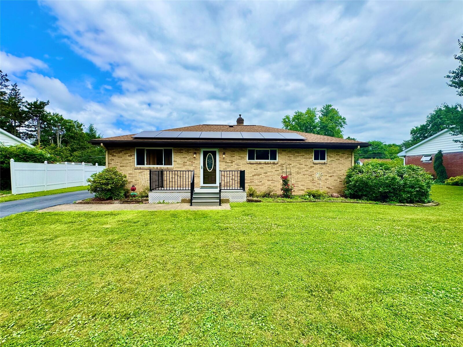 Property Photo:  1084 Woodmont Drive  PA 16335 