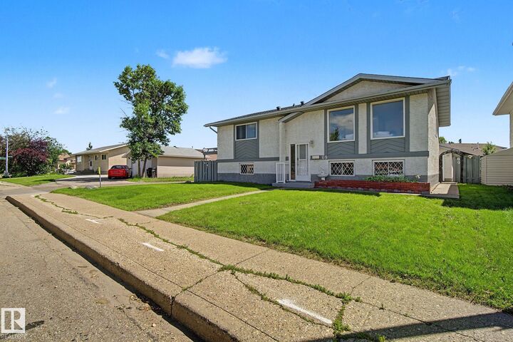Property Photo: 69 Dunluce Road NW AB T5X 4P1