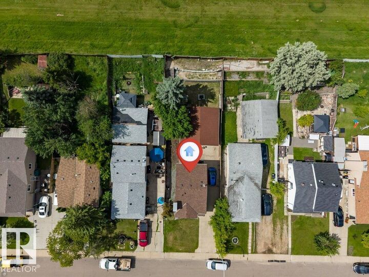 Property Photo: 14530 37 Street NW AB T5Y 2K2