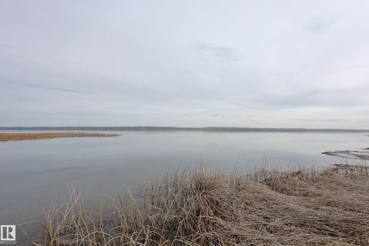 Property Photo:  52515 Rge Road 52  AB T0E 2B0 