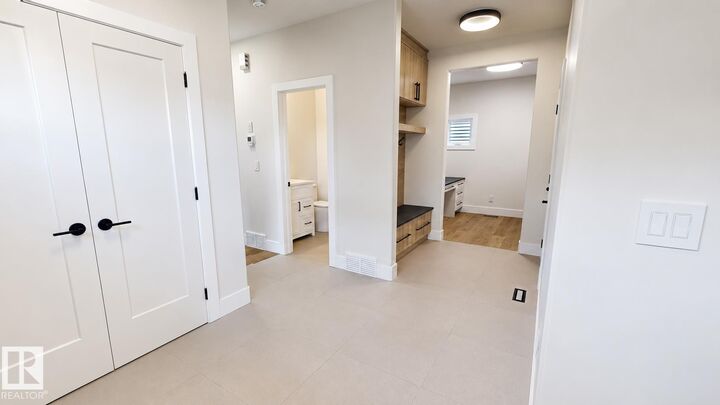 Property Photo: 51 Grassview Crescent AB T7X 3G1