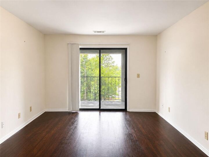Property Photo:  2657 Lenox Road NE Bldg G #90  GA 30324 