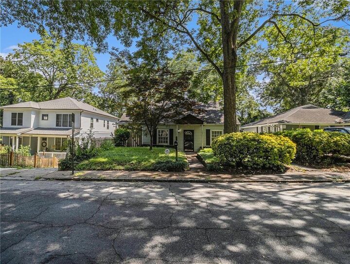Property Photo: 1441 Meridian Street SE GA 30317