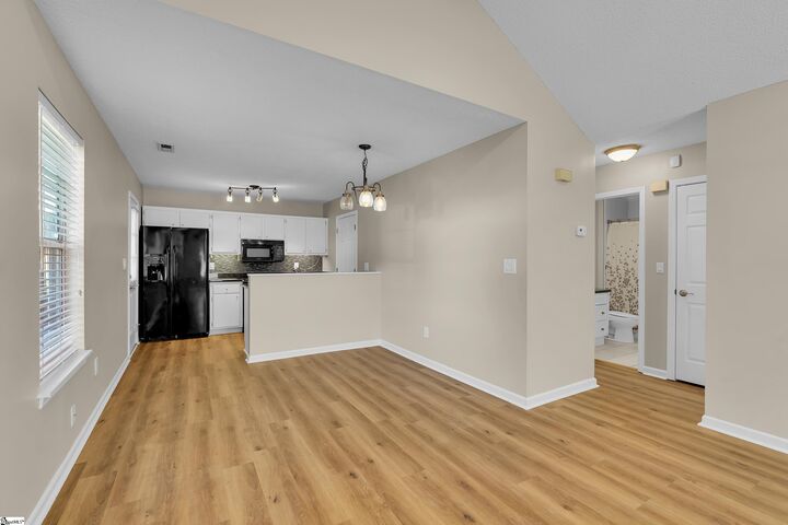 Property Photo: 103 Mosspoint Drive SC 29617
