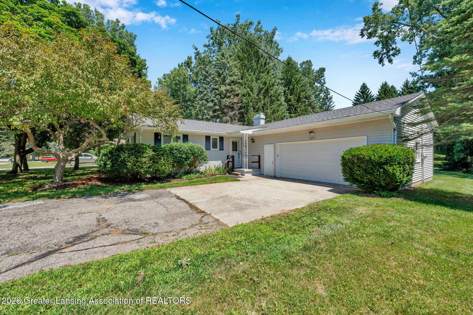 Property Photo:  1225 Sandhill  MI 48820 