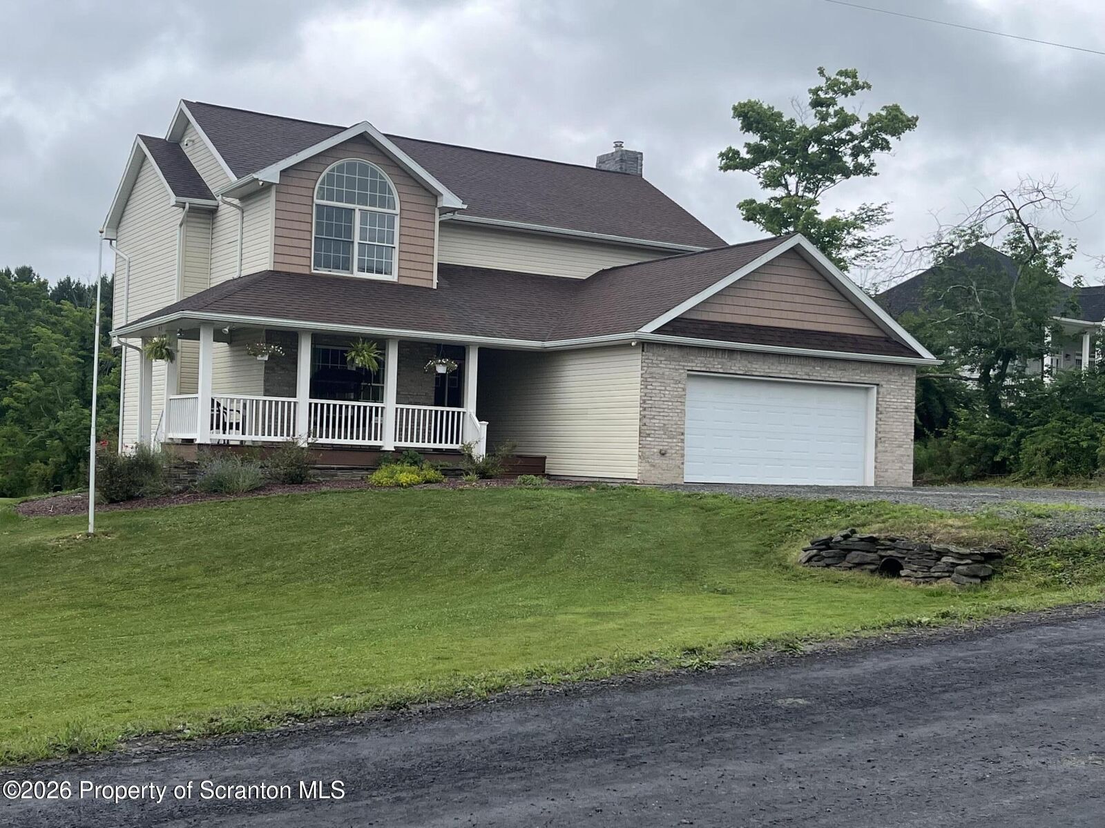 Property Photo:  1933 Hunsinger Road  PA 18844 