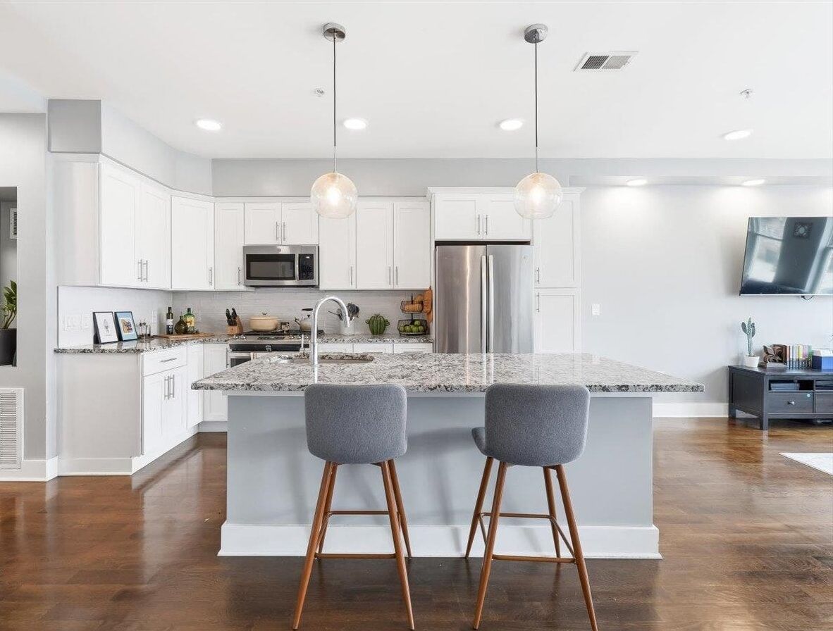 Property Photo: 50 Laidlaw Ave 2 NJ 07306