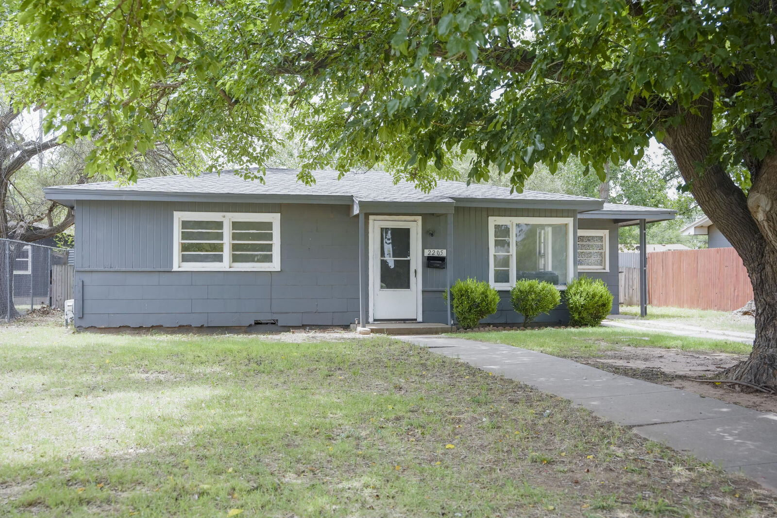 Property Photo:  2205 46th Street  TX 79412 