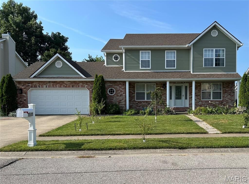 Property Photo:  1511 Nottinghill Drive  IL 62269 