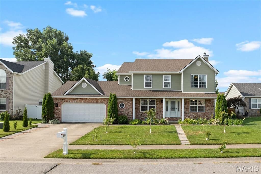Property Photo:  1511 Nottinghill Drive  IL 62269 
