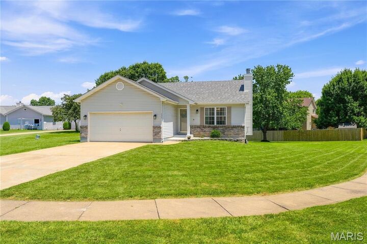 Property Photo:  535 Briar Meadows Court  MO 63385 