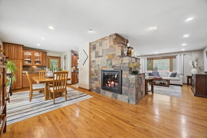Property Photo:  4433 Brittany Drive  IL 60532 