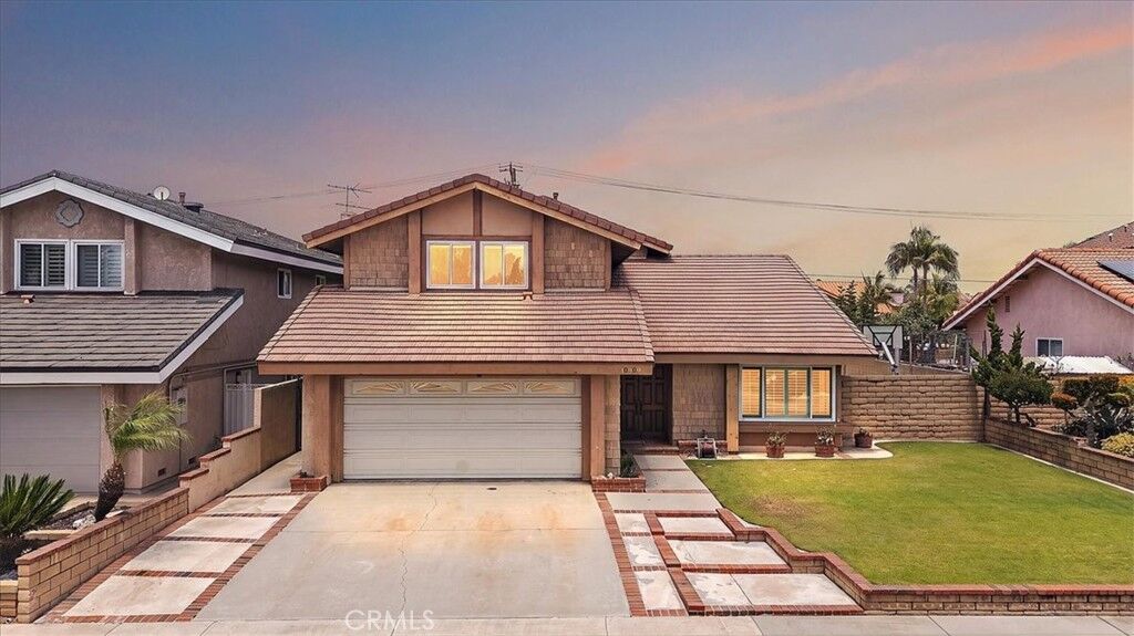 Property Photo:  10909 Roberta Street  CA 90703 