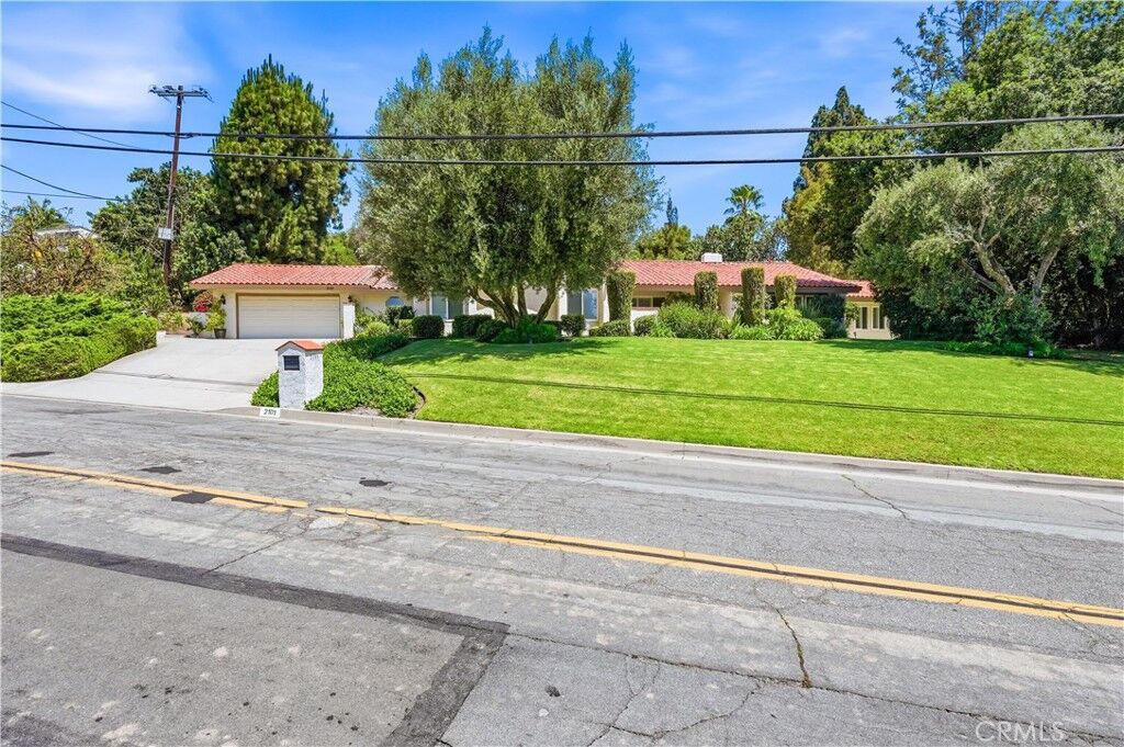 Property Photo: 2101 Pioneer Avenue CA 92831