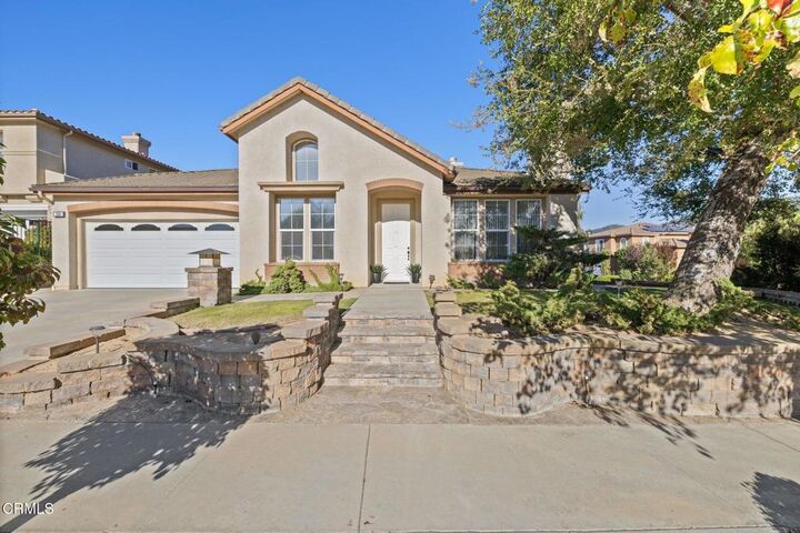 Property Photo:  556 Knollwood Drive  CA 91320 