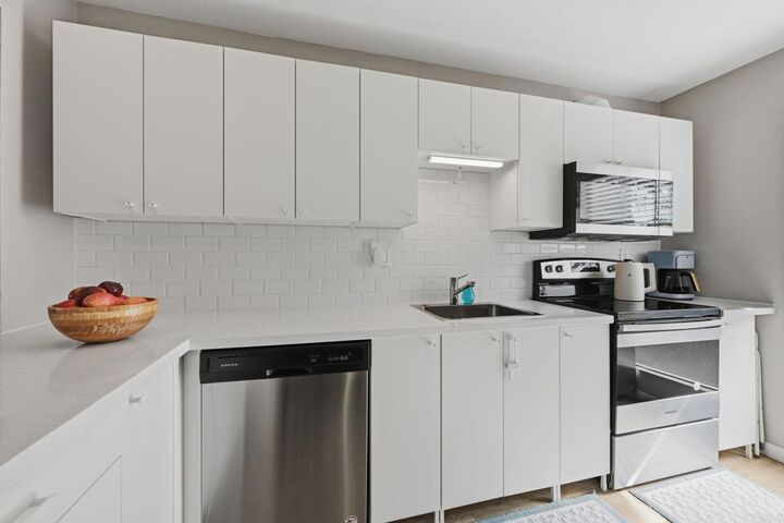 Property Photo:  5700 Baltimore Drive 81  CA 91942 
