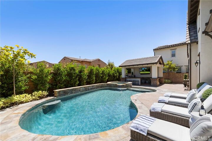 Property Photo: 10 Jenny CA 92694