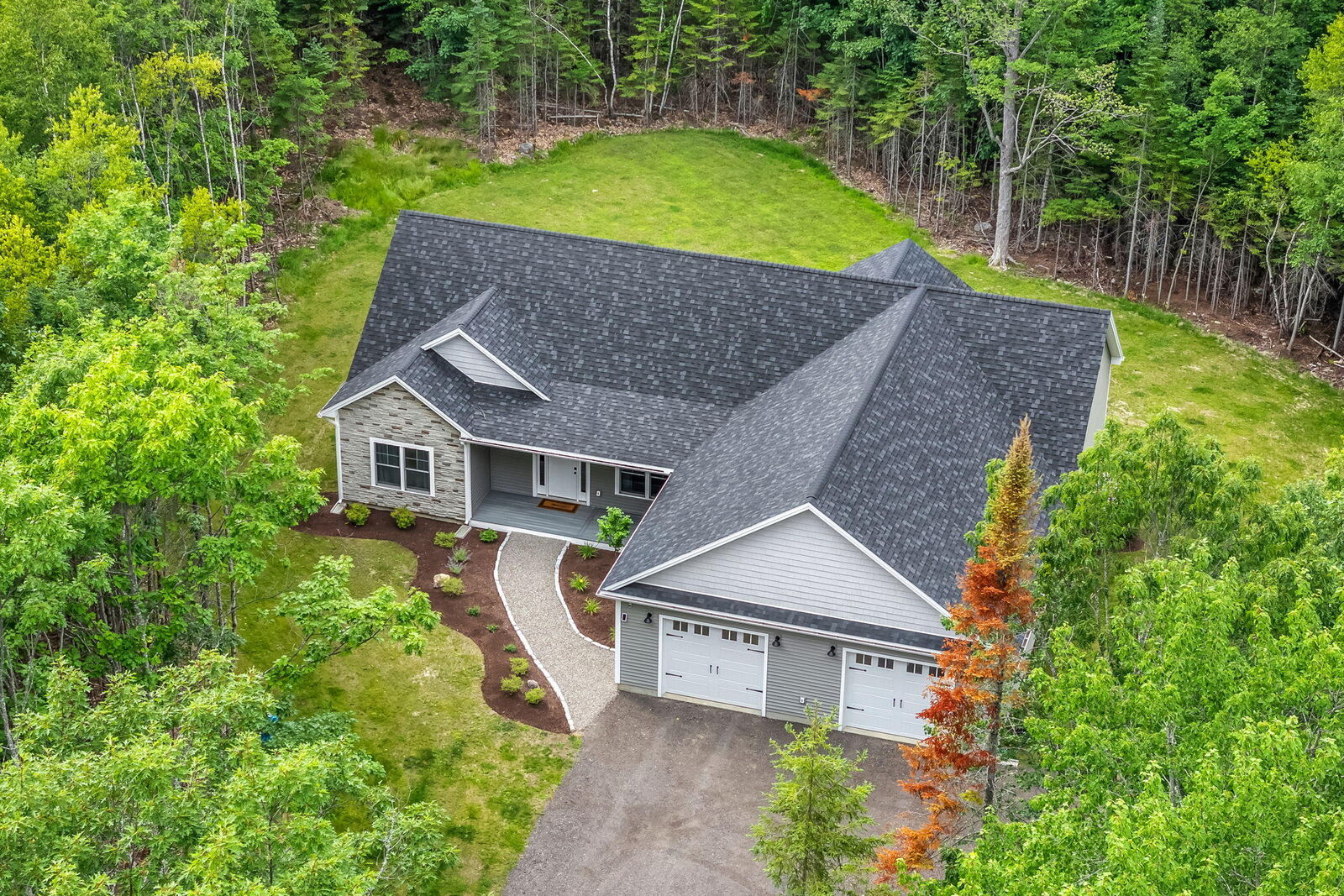 Property Photo:  18 Crestwood Drive  ME 04474 