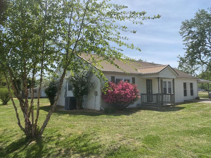 Property Photo:  3 Bonnertown Rd  TN 38457 
