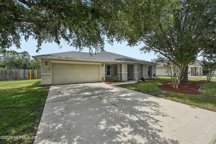 Property Photo: 9683 Hazel Lake Drive FL 32222