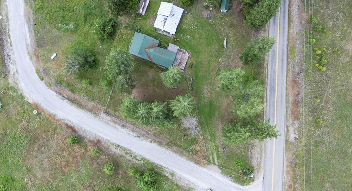 Property Photo:  3154 Heather Lane  WA 99114 