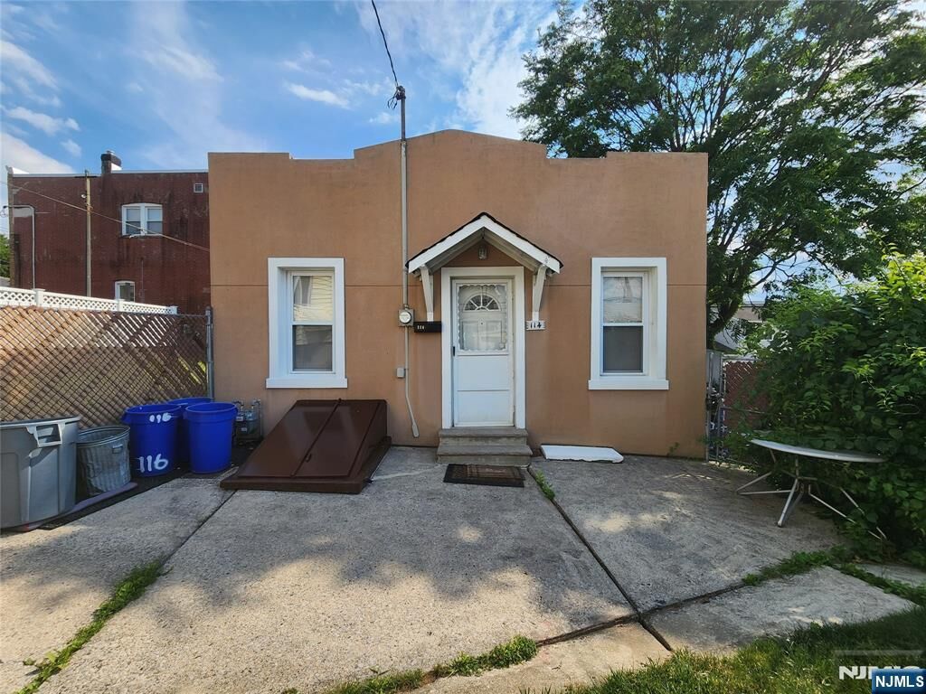 Property Photo:  114 Elizabeth Street  NJ 07026 