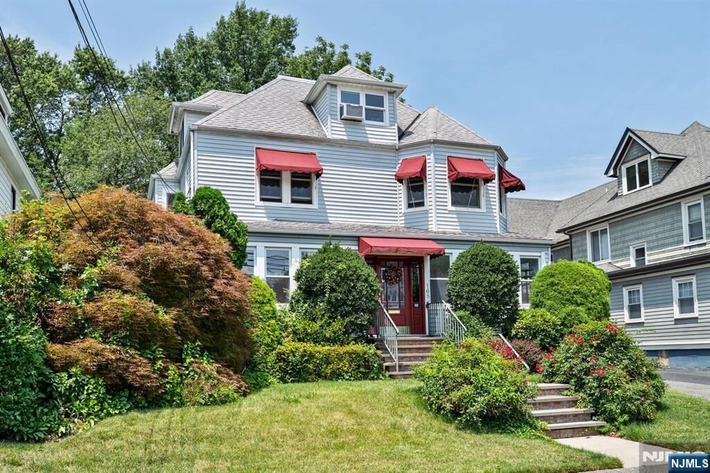 Property Photo: 168 Orient Way NJ 07070